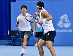 开云下载-全运会网球男双决赛:唐盛 / 孙浅 2-1 力尅(kè)布雲(yún)朝尅(kè)特 / 郑展，逆转奪(duó)金(jīn)