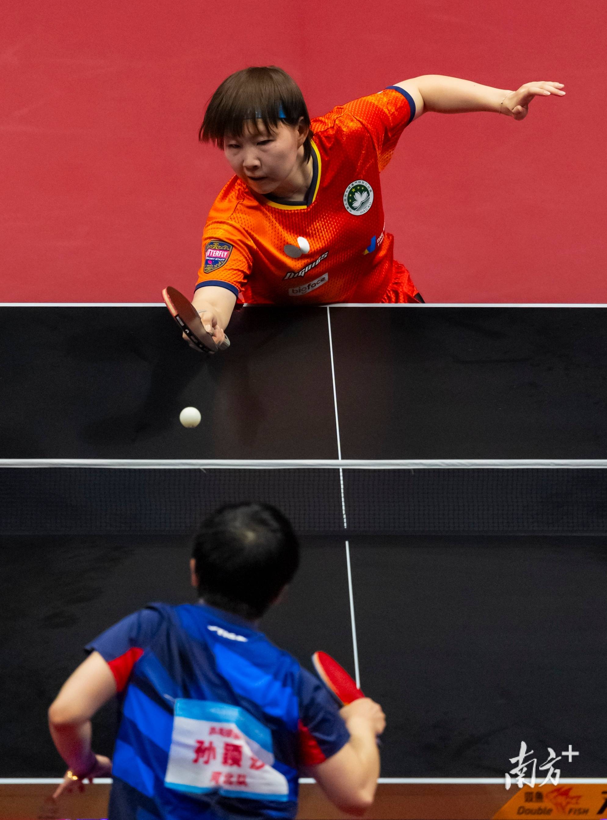 开云下载-孙颖莎王曼昱决赛见！孙颖莎：希望不留遺(yí)憾