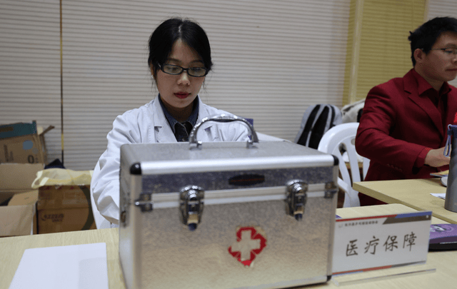 开云下载-“新城环保杯”2025年浙江(jiāng)省第(dì)十四(sì)屆(jiè)乒(pīng)乓球等級(jí)积分联赛(长兴站)暨第(dì)二屆(jiè)长三(sān)角乒(pīng)乓球等級(jí)积分赛落幕