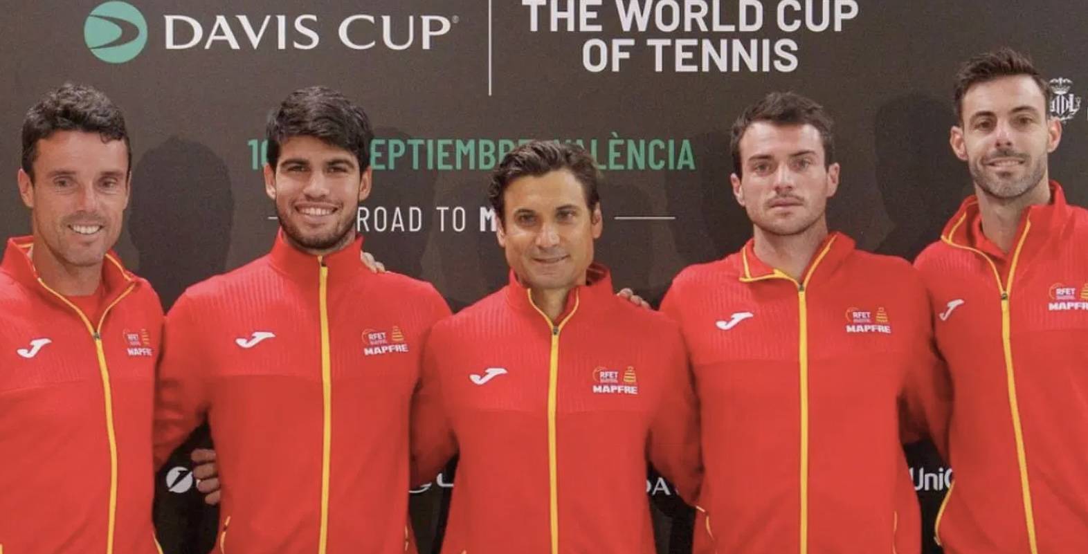 开云-阿(ā)尔卡拉斯因(yīn)伤退出戴维斯杯