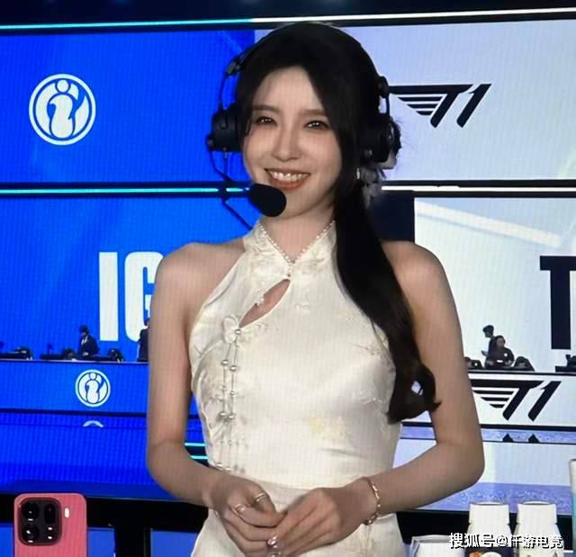 开云体育在线-JackeyLove也因伤病暂时休(xiū)息！Rita被质疑不配拿(ná)最佳解说