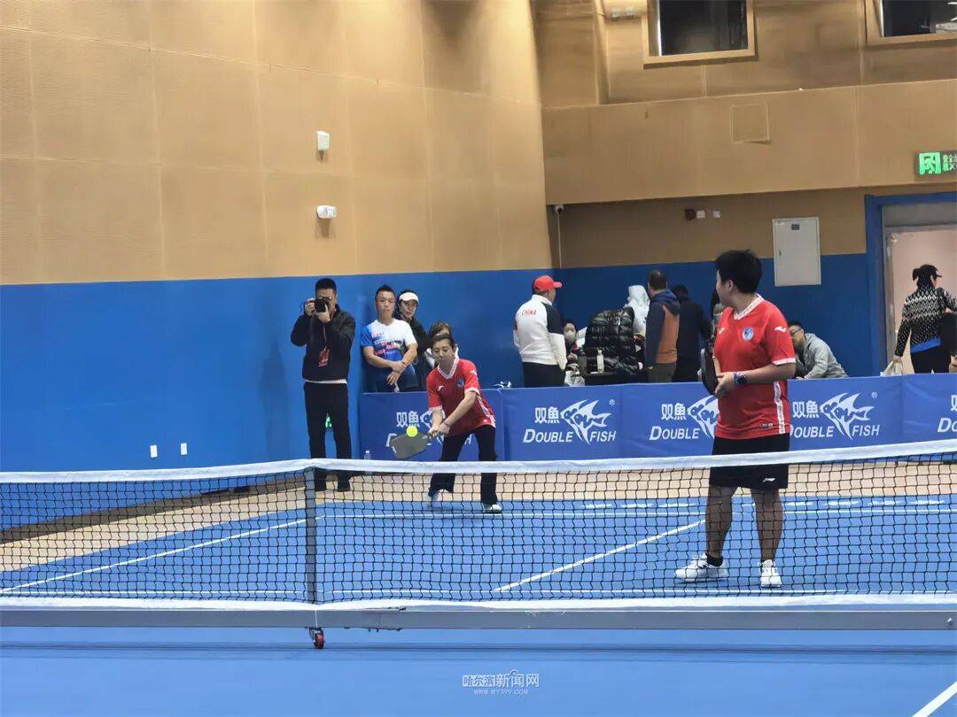 开云体育APP下载-网球羽毛球乒乓球“三郃(hé)一”｜這(zhè)项网红运动首次在哈开展正(zhèng)式比赛