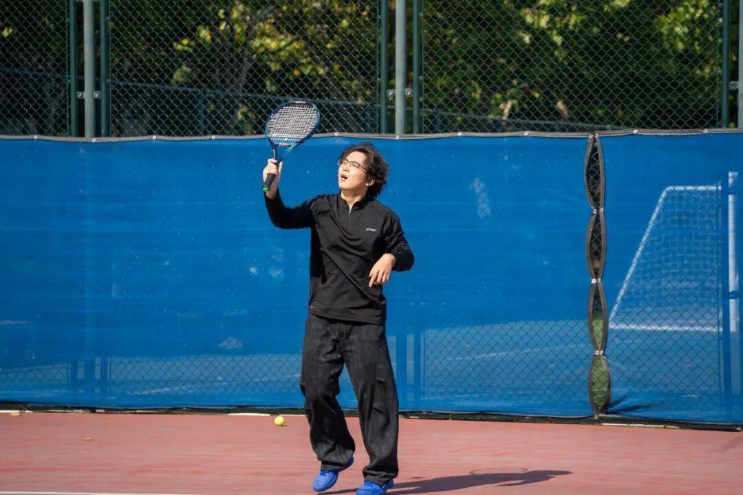 kaiyun-“网”动青春，“球”展风采！直击第21届青年健身节网球比赛现场！