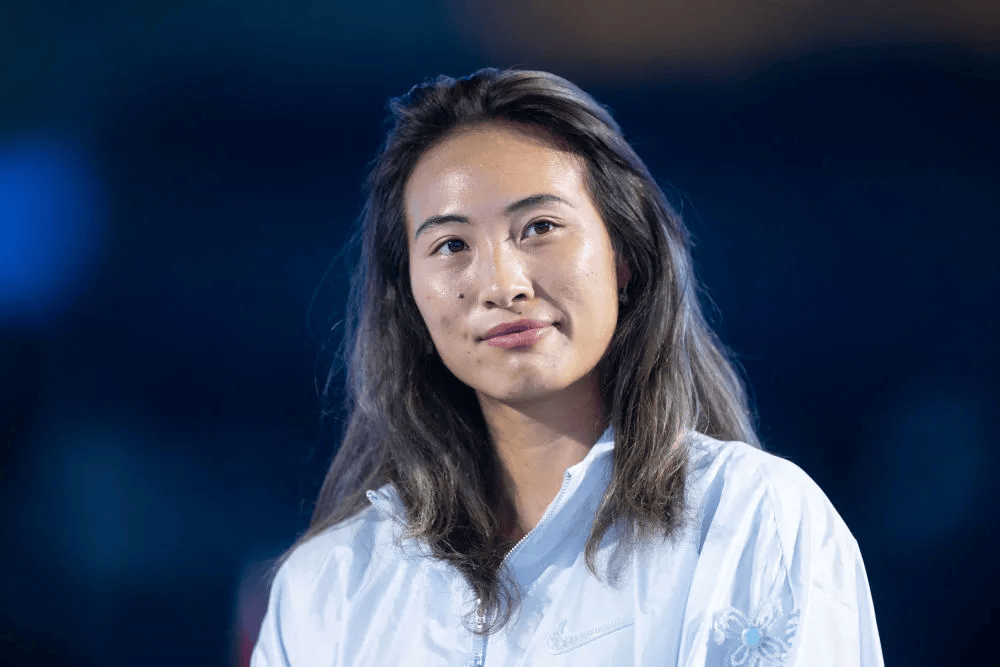 开云体育在线-郑钦文退出十五運(yùn)會(huì)网球比赛