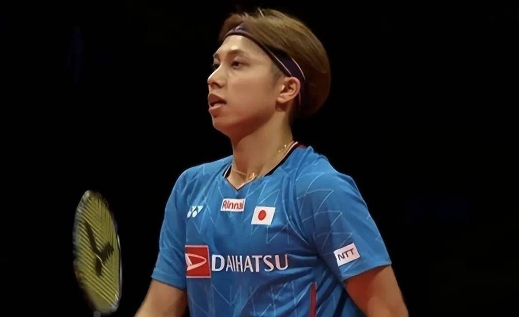 开云平台-羽毛球总决赛：男(nán)單(dān)决赛席位产生(shēng)！法国男(nán)單(dān)2：0获胜對(duì)决石宇奇！